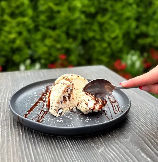 Cannoli Tartufo